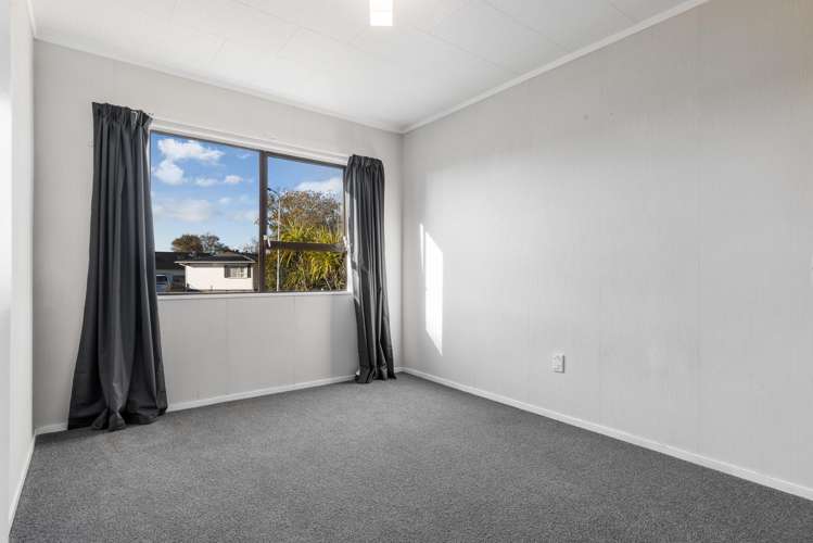 4 Kirkcaldie Grove Levin_6