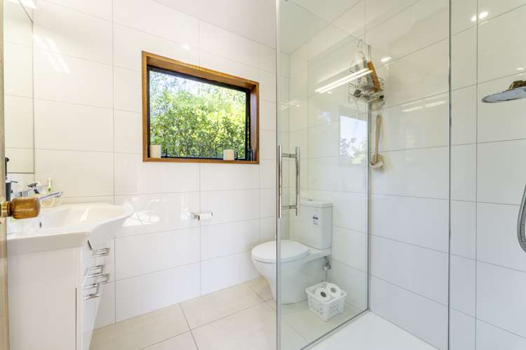 10 Fisher Place Gleniti_18