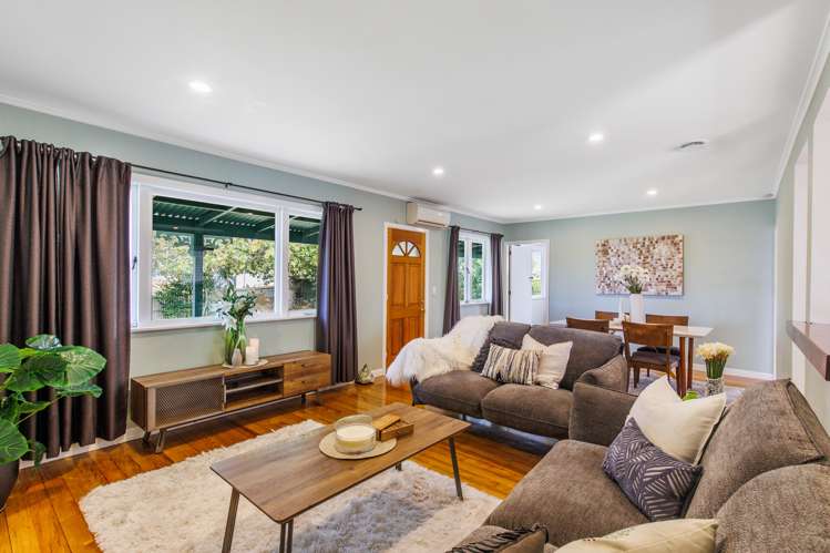 1/16 Lancaster Road Beach Haven_10