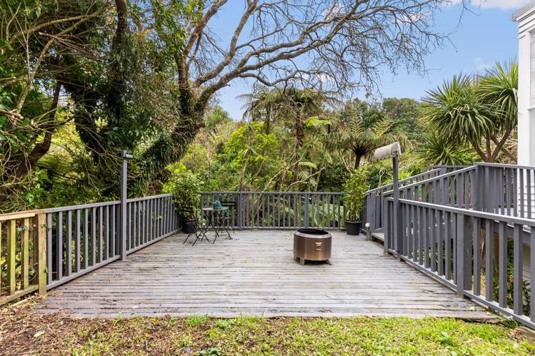 113 Messines Road Karori Central_28