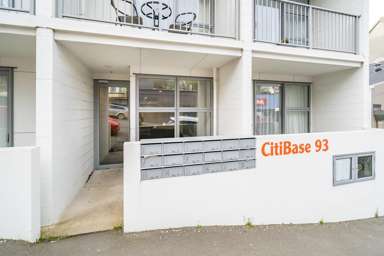 15/93 Filleul Street_2