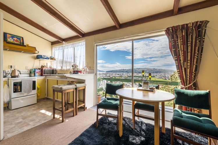 67 Easther Crescent Kew_7