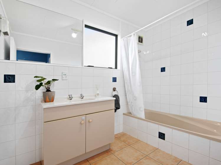 9 Agincourt Street Renwick_14