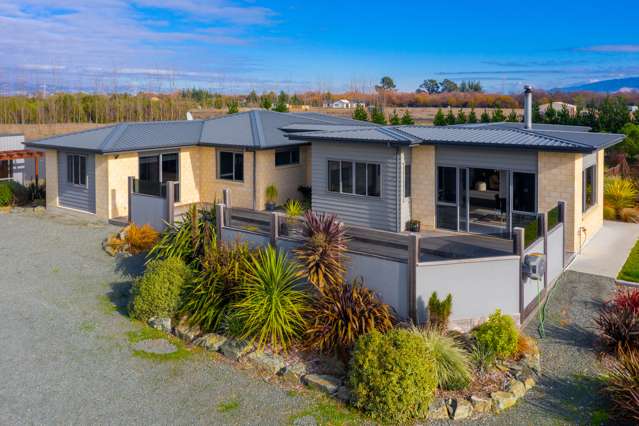 46 Ocean View Crescent Rarangi_1