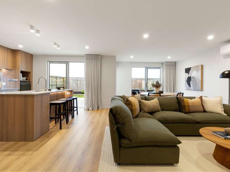 2/6 Kimbolton Street Rototuna North_6