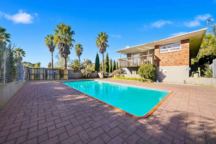 1 Cyclarama Crescent Massey_18