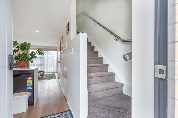 84 Selo Street Glen Eden_7