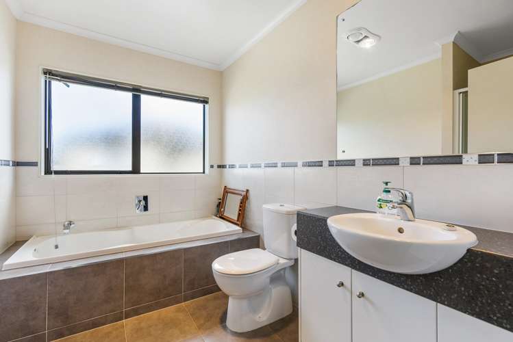 25 Stranraer Crescent Wattle Downs_10