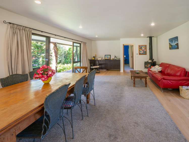 577 Little Akaloa Road Little Akaloa_8