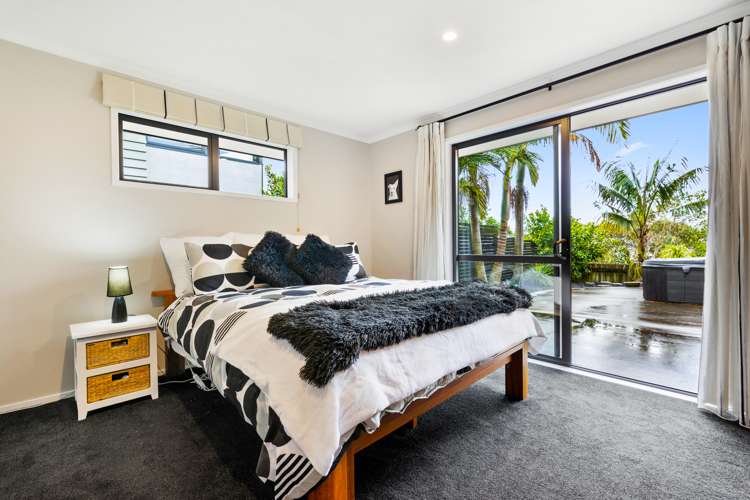 4 Bloomfield Rise Stanmore Bay_12