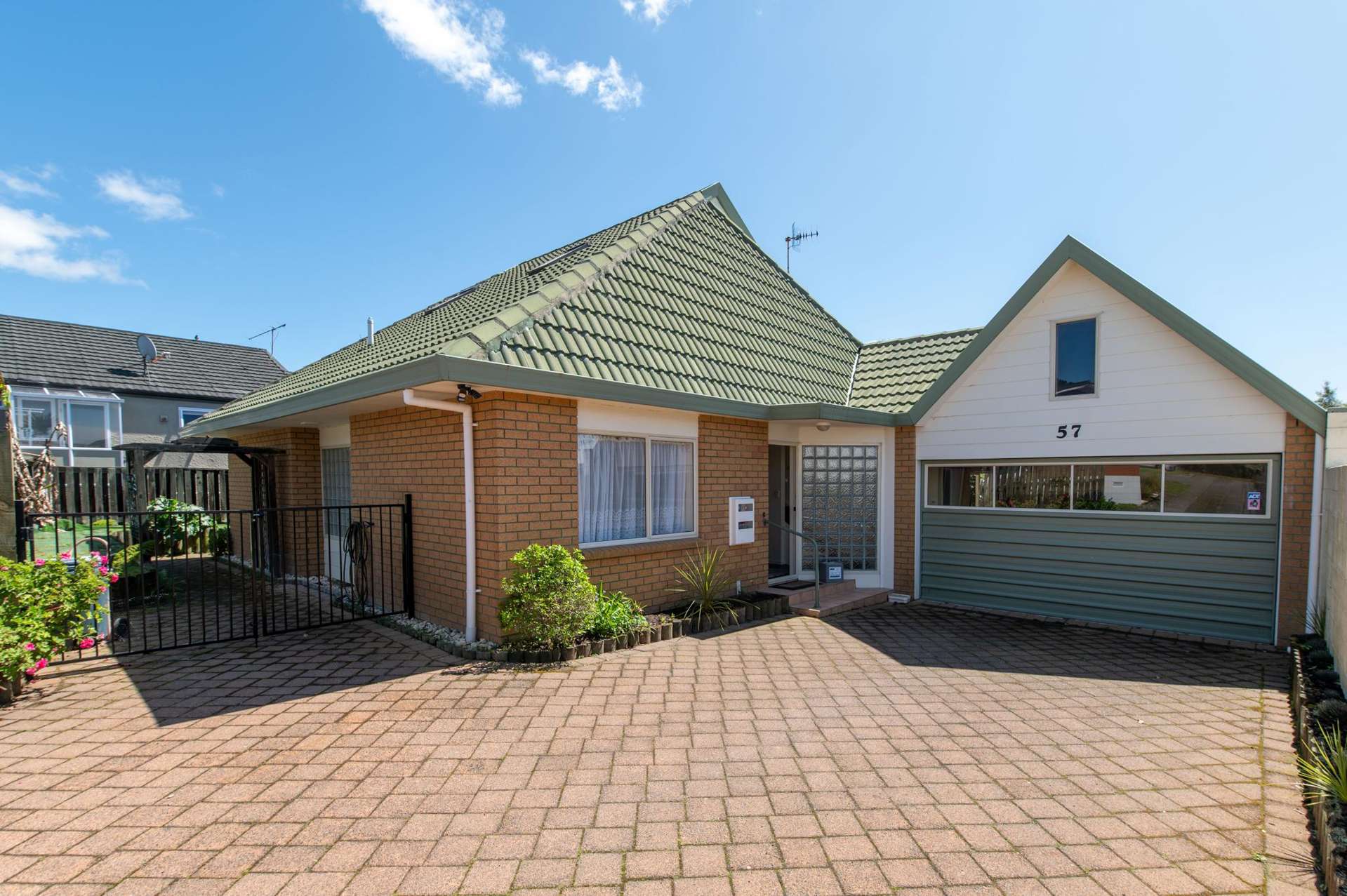 57 Wylie Street Glenholme_0