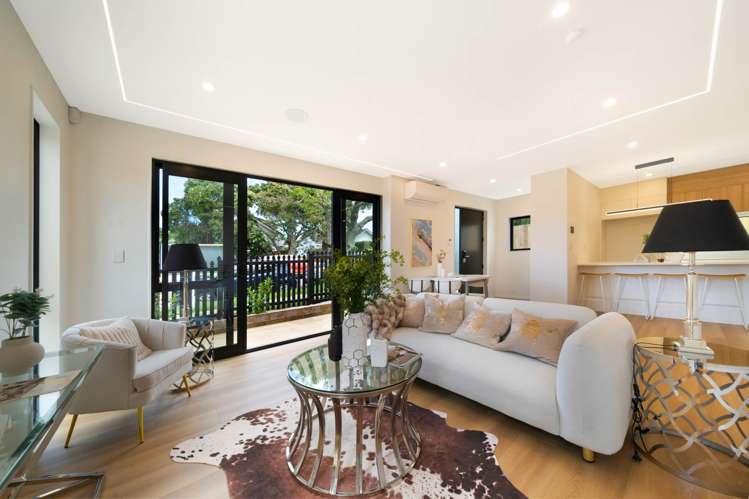 11A & 11B Cadman Avenue_3