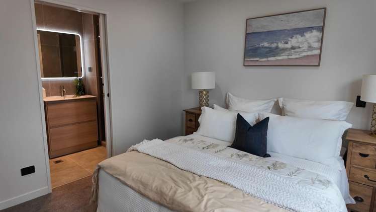 399 Massey Road Mangere East_6