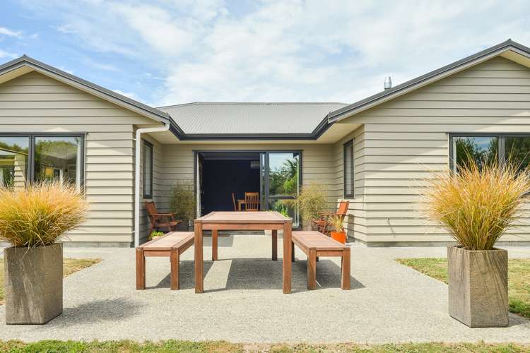 6 Redwood Lane Martinborough_1