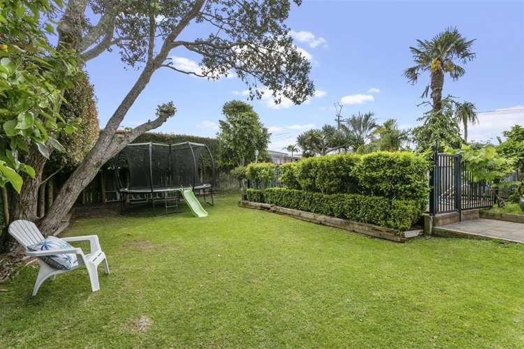 7 Tui Glen Road Birkenhead_20