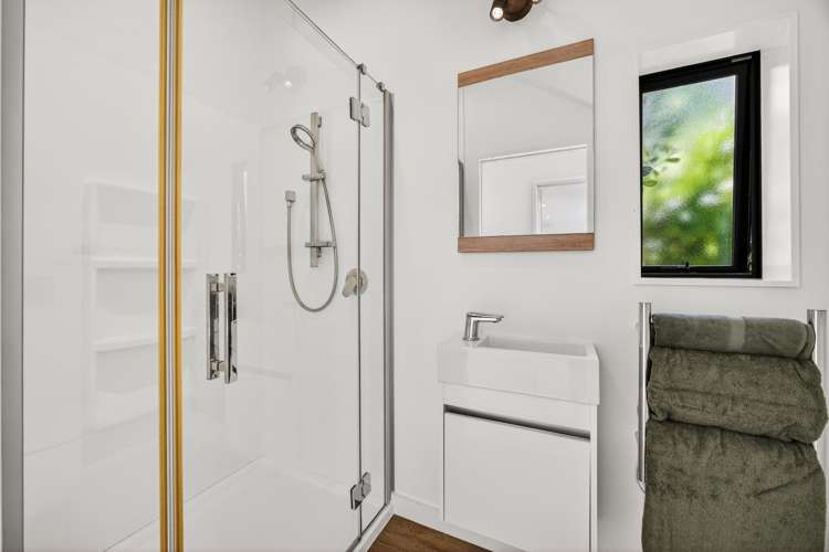 38 Elliston Crescent Stanmore Bay_12