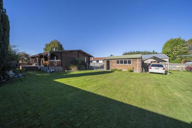 66 Luxmore Drive Te Anau_15