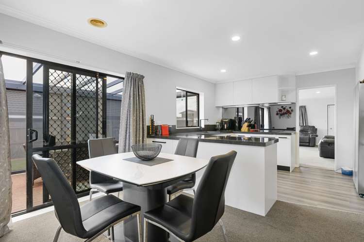 75 Basley Road Owhata_5