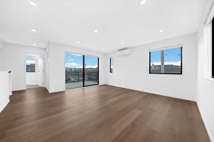 15 Arimu Road Papakura_32
