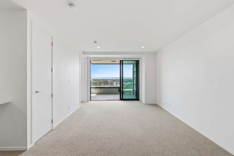 904/8 Waikumete Road Glen Eden_14