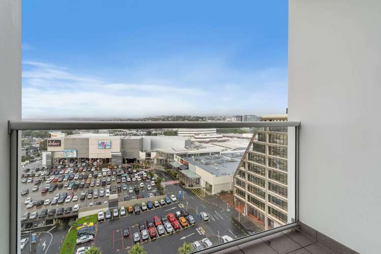 1105/17 Amersham Way Manukau_4