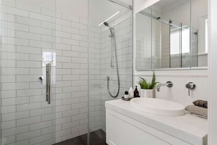 20 Hastings Parade Devonport_11