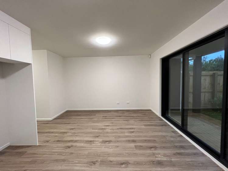 1/43b Waimumu Road Massey_3