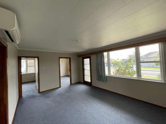 443B Dalcross Street 10490_1