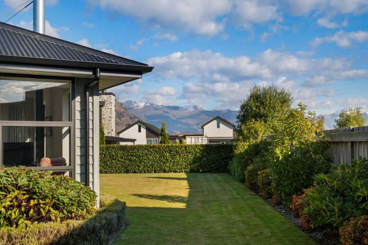 71 Infinity Drive Wanaka_32