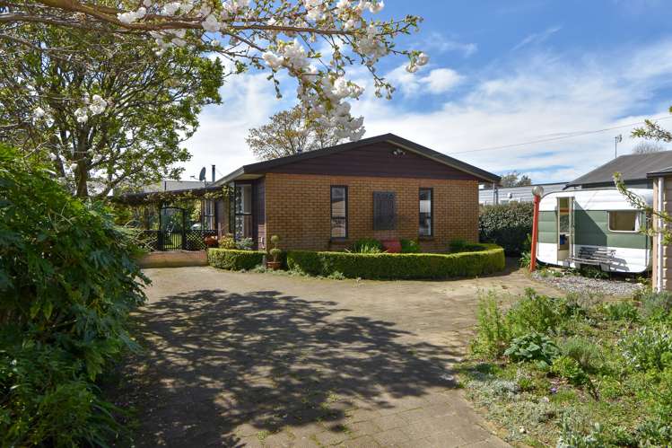 8 Davy Street Carterton_17