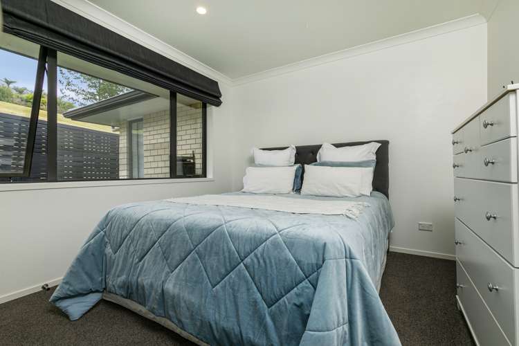 17 Wautaiti Drive Riverhead_12