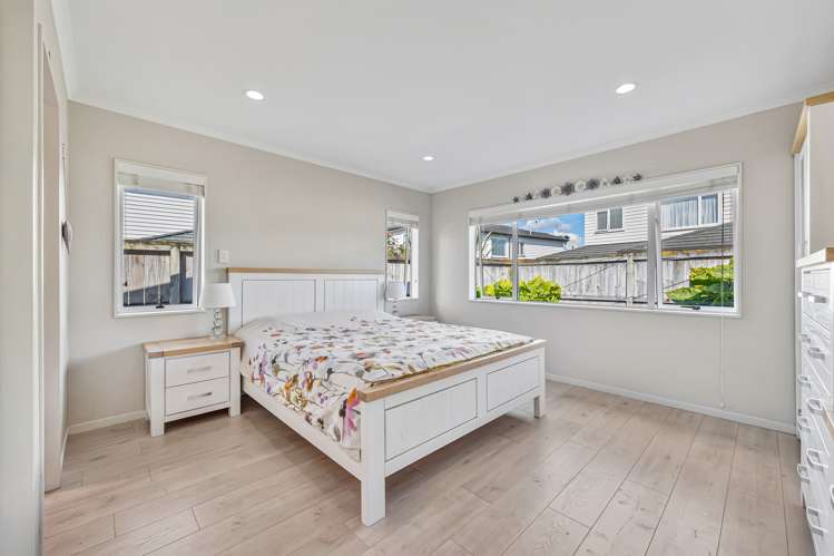 10 Reno Way Flat Bush_16