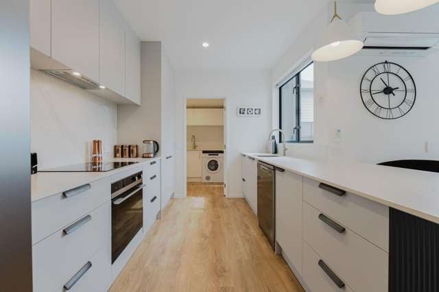 1/211 Springfield Road Saint Albans_1