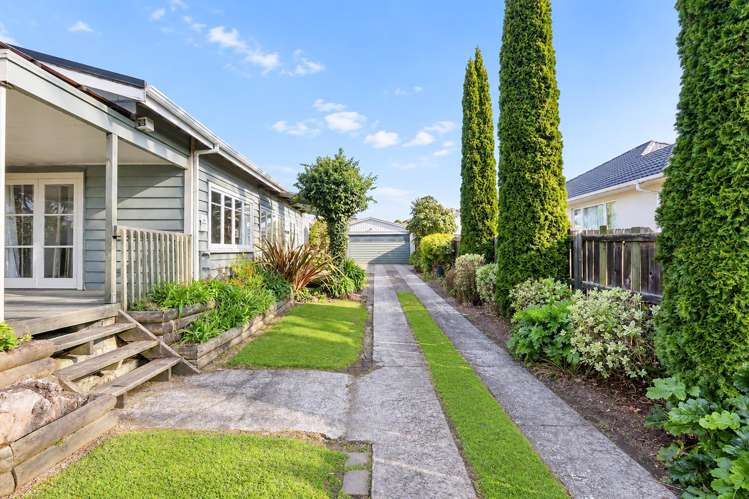 12 Devon Street Glenholme_37