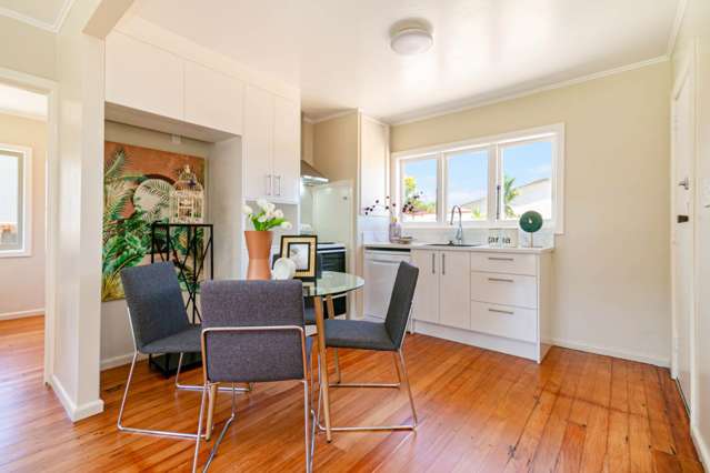 22 White Swan Road Mount Roskill_4