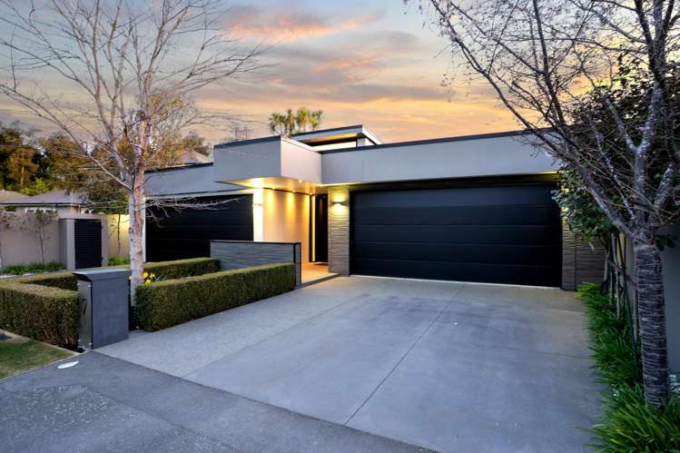 7 Ngahere Street Fendalton_16