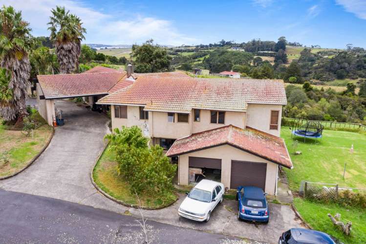 136 Okura River Road Okura_44