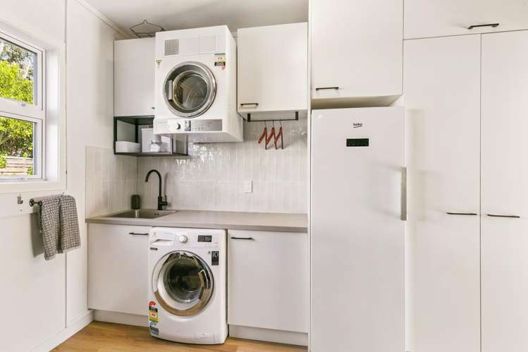 16 Narbada Crescent Khandallah_16