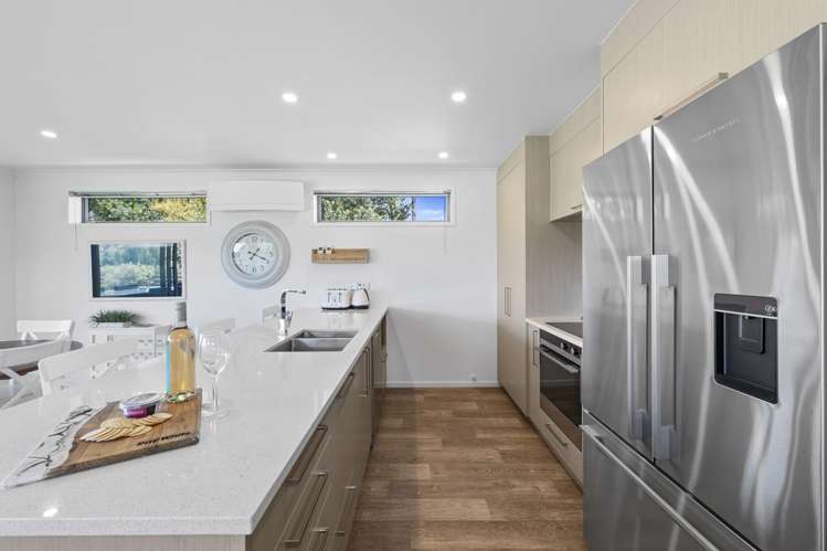 1158 East Coast Road Kaiaua_11