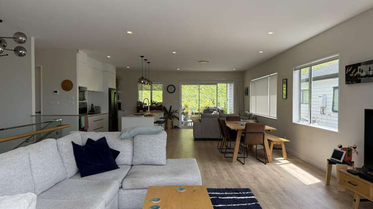 144 Arran Point Parade 1627_17