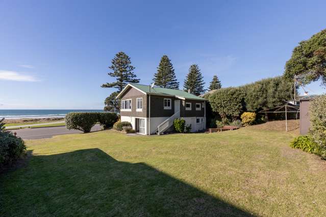 78 Marine Parade Mount Maunganui_4