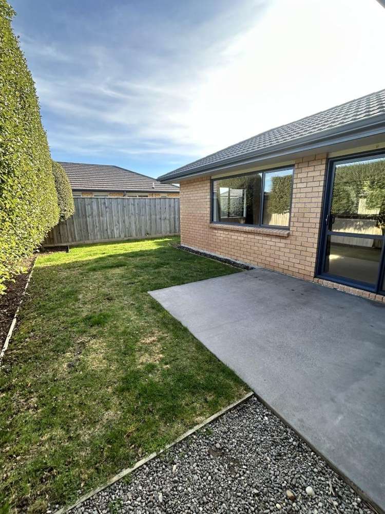 37 Rosamond Way 11103_10