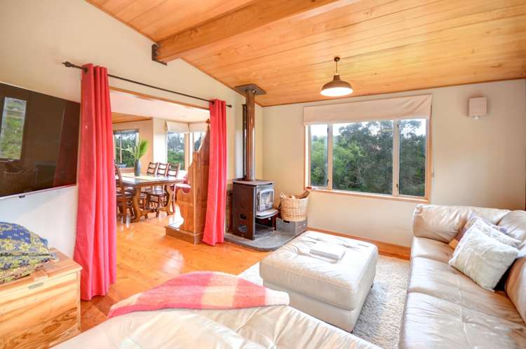 30 McIntosh Road 2492_6