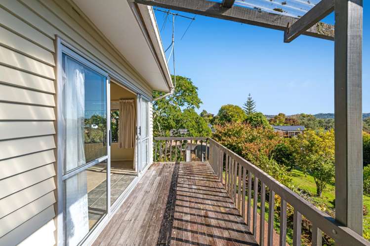 16 Pohutukawa Avenue Red Beach_14