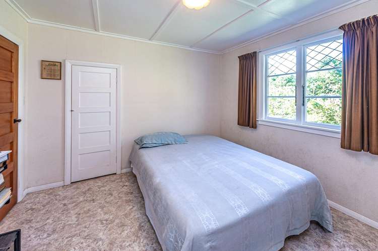 282 Parahaki Road Waverley_15