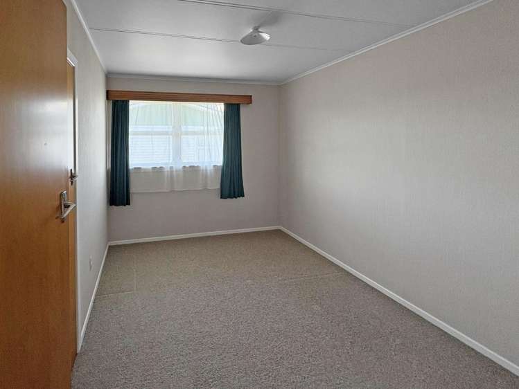 8 Mark Perreau Place 1206_6