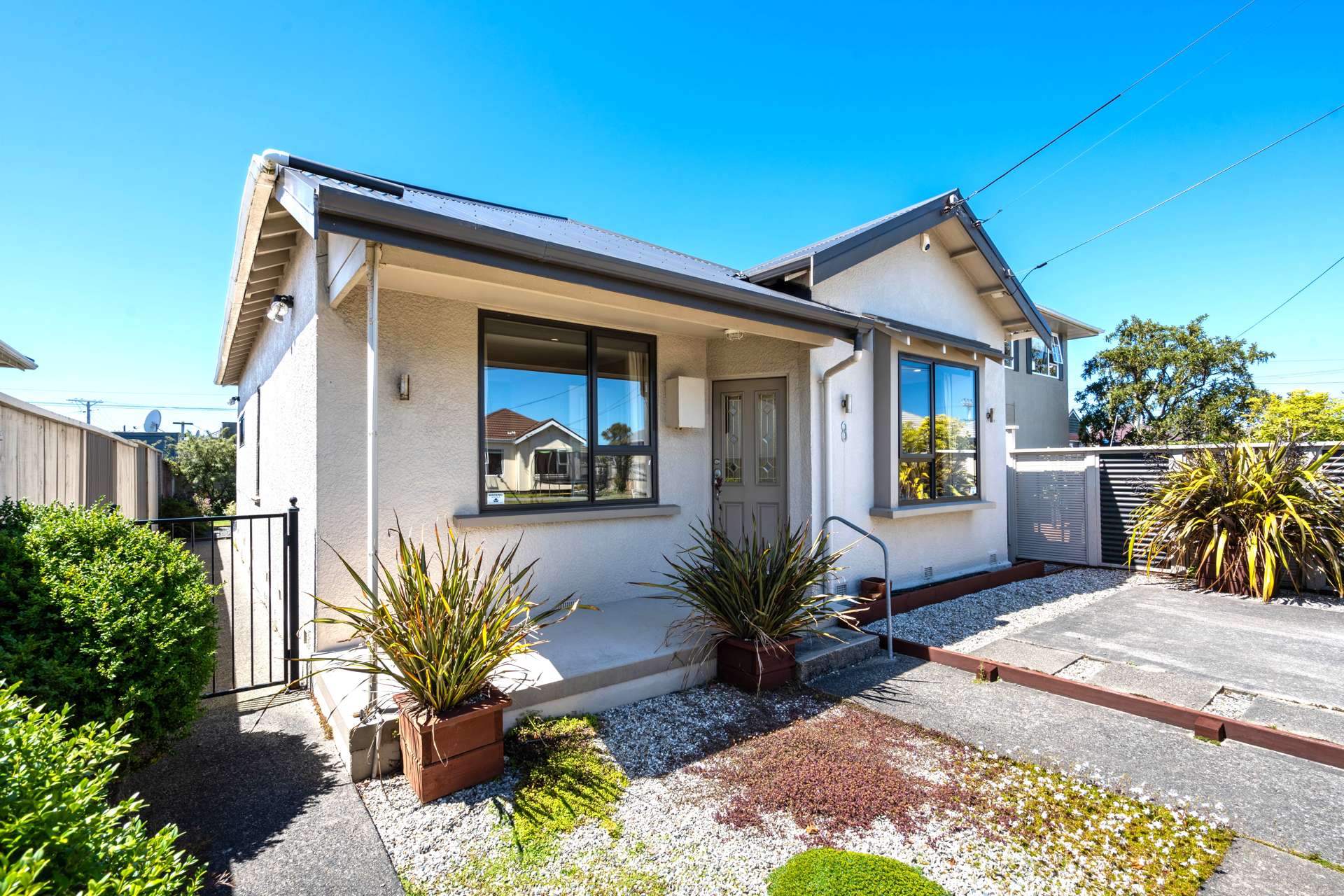 8 Hargest Crescent Saint Kilda_0