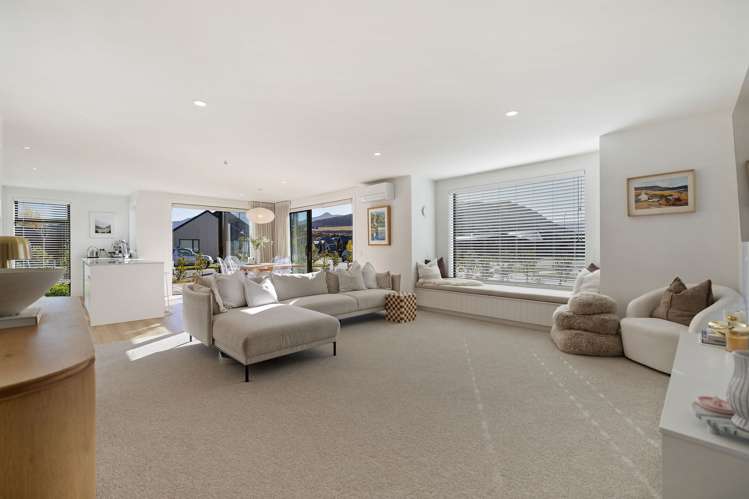 24 Perendale Road, Hanley's Farm Jacks Point_2