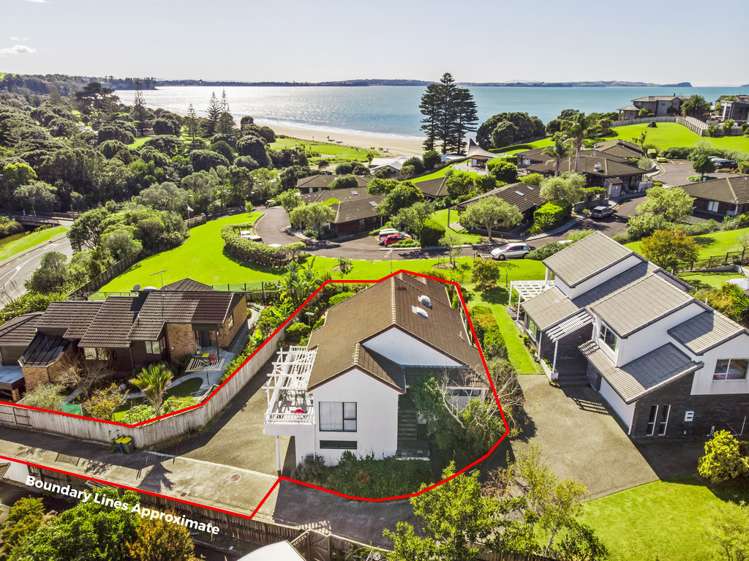 1/1039 Beach Road Torbay_18