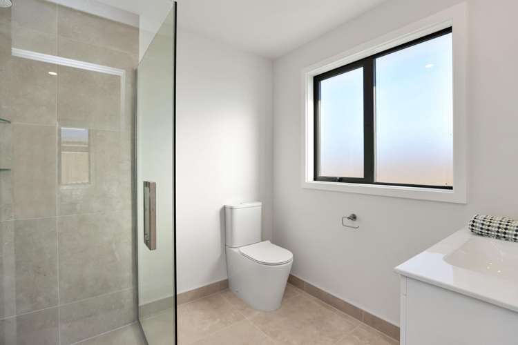 136B Farm Road Allenton_15